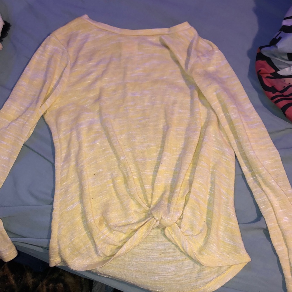 Sizes 7-8 to 10-12 shirts and jumper